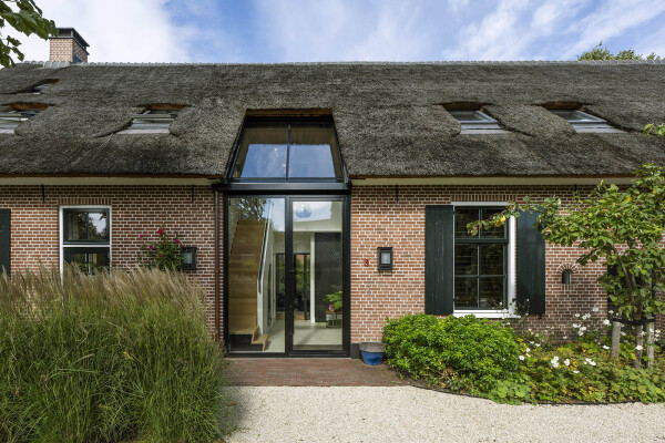 photo 4 E. Ludenstraat 3