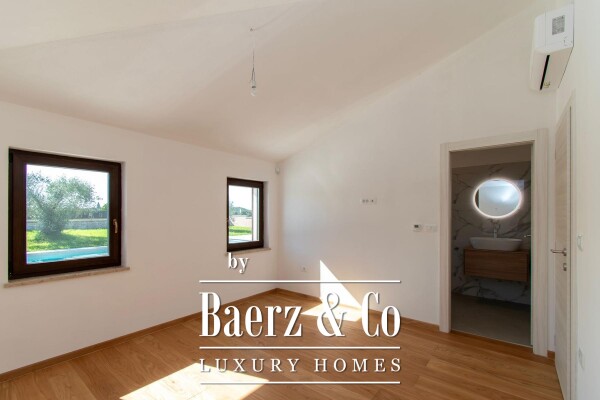 photo 17 Istria, Flengi - spacious Istrian Stone Villa with Pool, Wellness, and Premium Amenities