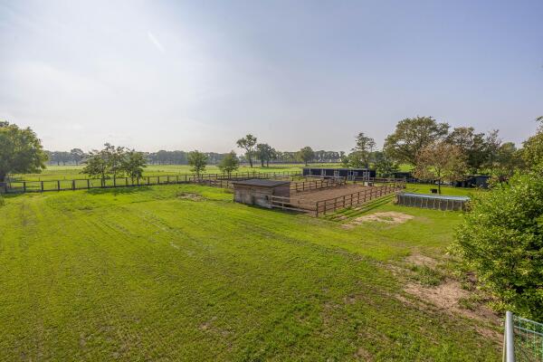 photo 66 Hoevensestraat 10