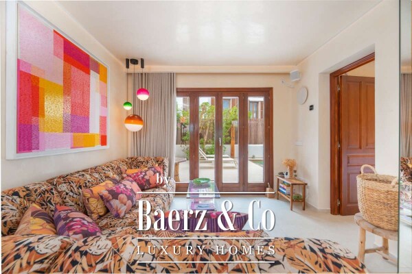 photo 3 Beautiful luxury home in Santa Gertrudis, Santa Gertrudis