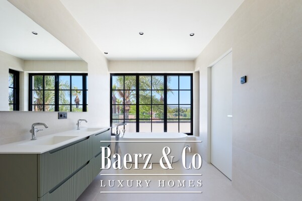 photo 11 Beautiful luxury home in Sotogrande, Sotogrande Costa - Zona B