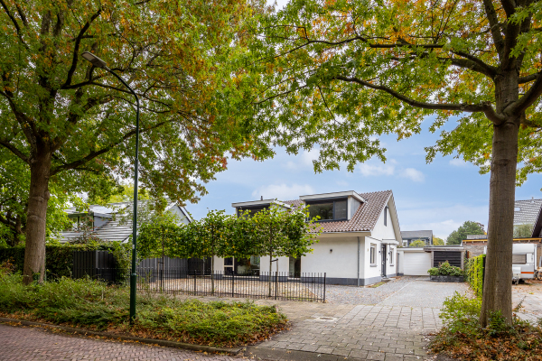 photo 2 Gijsbrecht van Nijenrodestraat 18