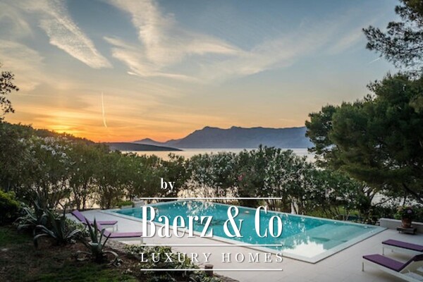photo 7 Brač, Povlja, exclusive villa in a prestigious location