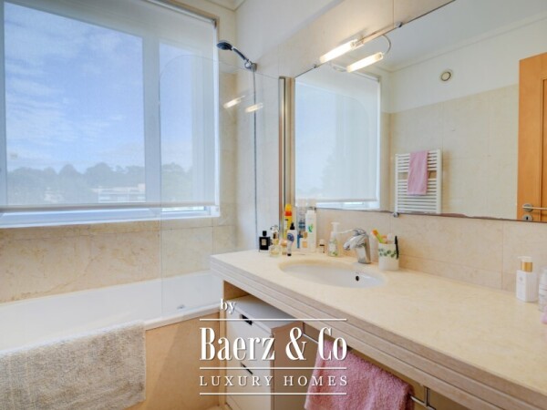 photo 22 3 bedroom flat with 2 suites and 3 parking spaces in Aviz, Porto