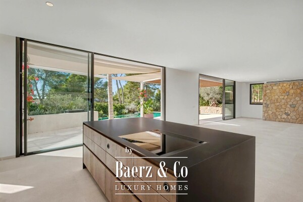 photo 4 Newly built villa ready to move into in Sant Elm