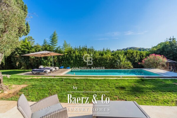 photo 3 Lovely stone bastide with panoramic view on the village