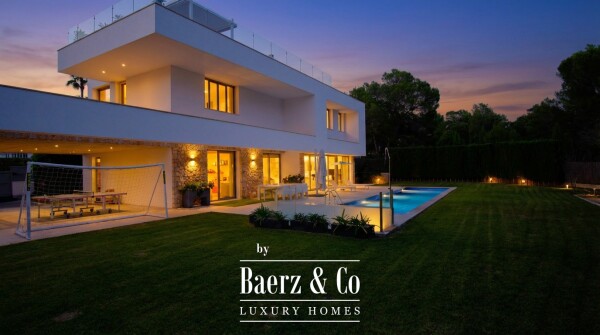 photo 4 Modern, bright villa 5 bedrooms St.Ponsa Mallorca