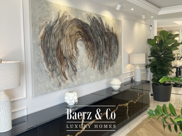 photo 8 Charming renovated villa in excellent location.