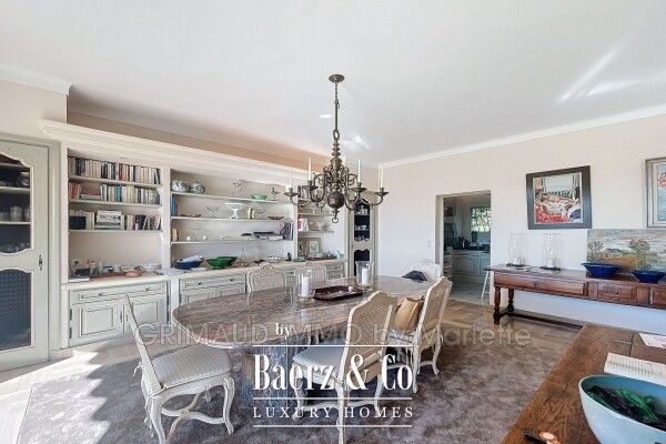 photo 5 Grimaud, France