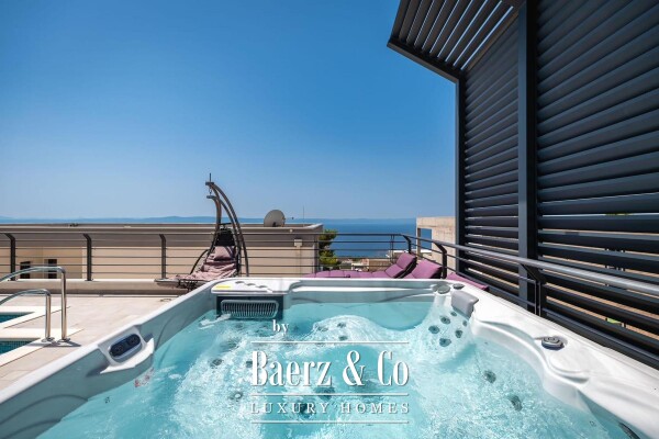 photo 9 Makarska, a beautiful villa with a pool, jacuzzi, and panoramic sea view