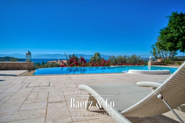 photo 15 Luxurious Villa in Ververonda, Porto Heli