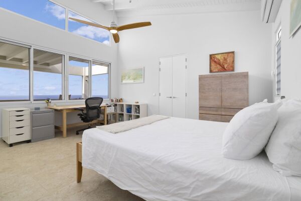 photo 14 Crown West 239