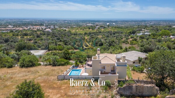 photo 2 Beautiful luxury home in Santa Bárbara de Nexe, Countryside