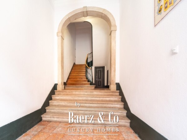 photo 25 Discover this exceptional two-bedroom apartment in Príncipe Real, offering truly breathtaking views.