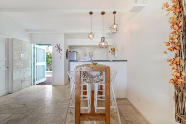 photo 8 Oceanfront Living in the Heart of Kralendijk