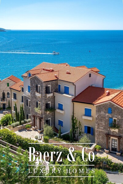 photo 9 Luxury Apartment with a Sea View in Montenegro