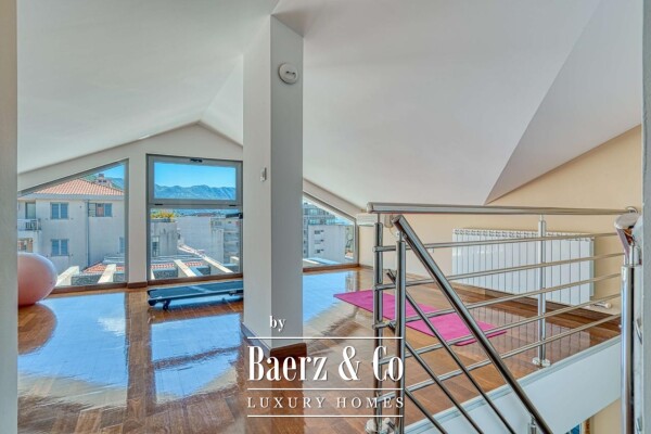 photo 15 Duplex Penthouse with a Sea View close to the Budva Center