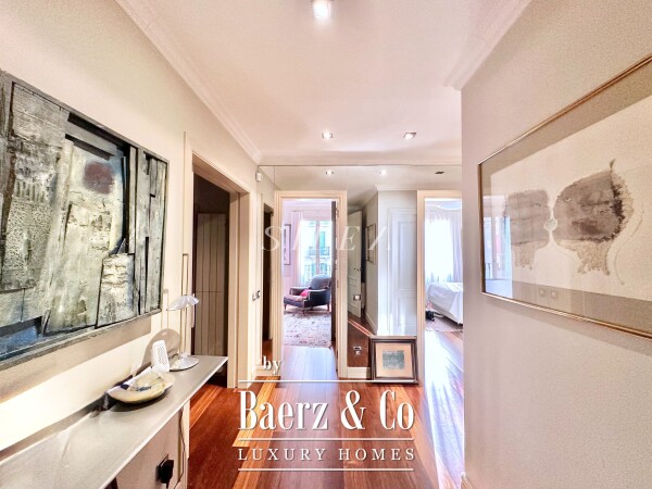 photo 48 Pau Claris 100