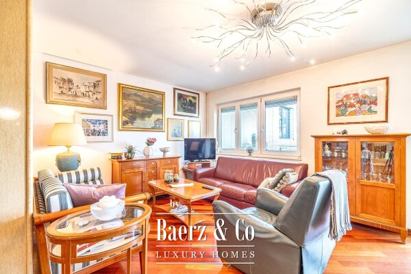 photo 2 Zagreb, Pantovčak, five room apartment with garage in one of the most beautiful streets in the city