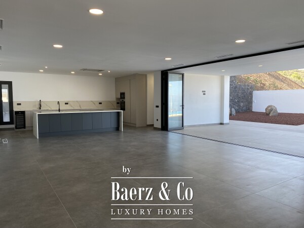 photo 5 High quality new built villa ready to move in Costa Adeje