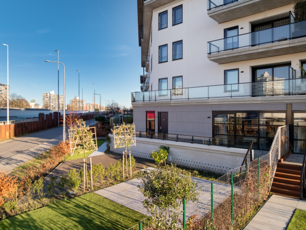 photo 54 Burgemeester Rijnderslaan 646