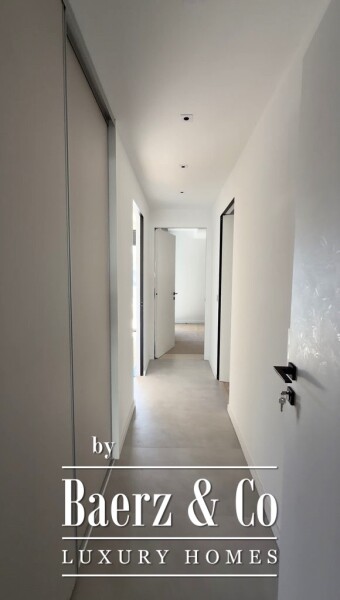 photo 3 Luxury 3 bedroom Apartment in Lower Glyfada