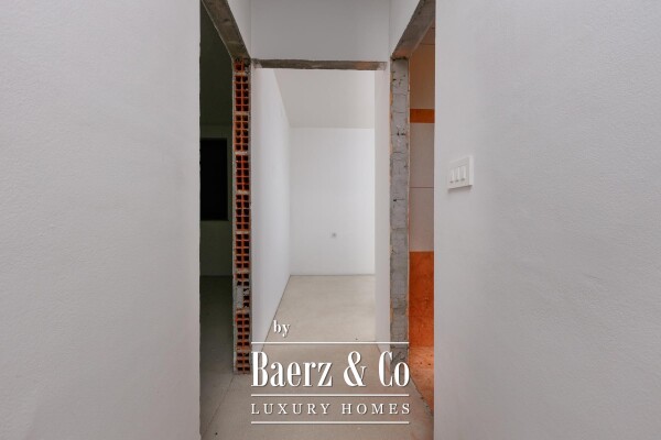 photo 11 House, Kras, beautiful house with 4 apartments and spacious garden