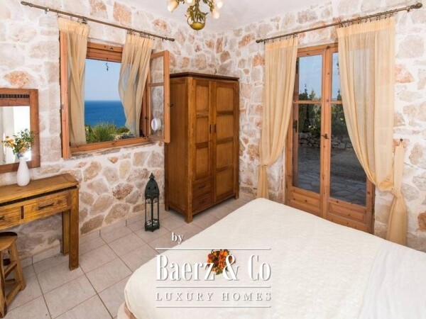 photo 8 Luxury Stone Villa above the Blue Caves - Skinari, Zakynthos