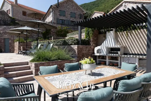 photo 9 Estate in Tivat Municipality with a Panoramic Sea View