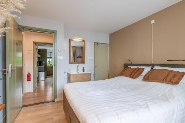 photo 52 Dorpsstraat 48