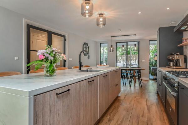 photo 14 Borneostraat 195