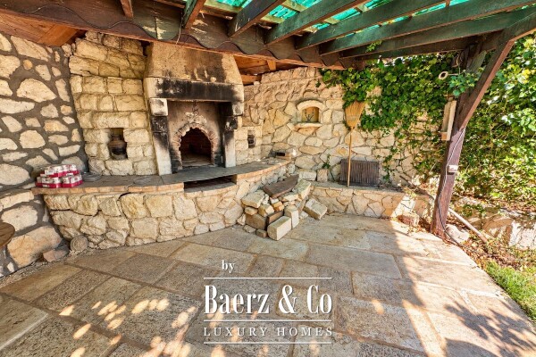 photo 6 Island of Cres, Punta Križa, 280 m² house for renovation on a spacious 3,150 m² plot