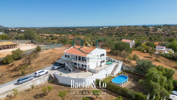 photo 1 Beautiful luxury home in Boliqueime, Vale Covo