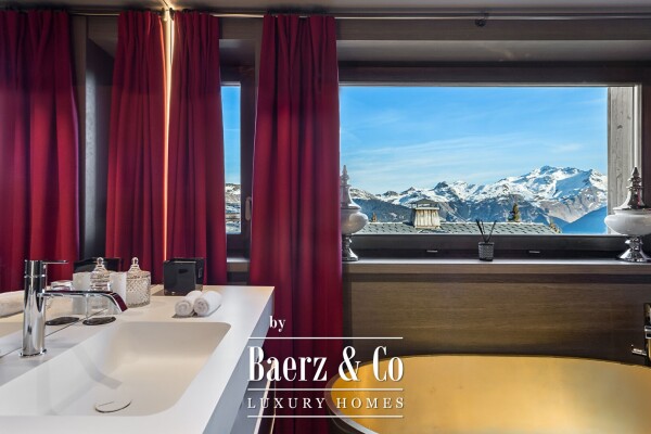 photo 7 Exceptional chalet - Prime location in the resort