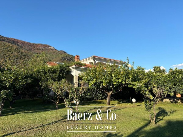 photo 5 Villa in Herceg Novi Near the Yacht Marina