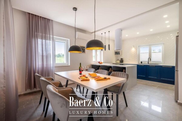 photo 3 Zadar, Ninski Stanovi - modern villa with 3 bedrooms and a heated pool