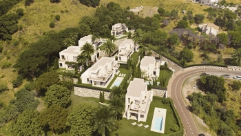 Four-Bedroom Villa with Private Elevator on an 815 m² Plot, Mijas