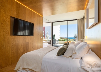 Luxury Sky Villa with incredible views