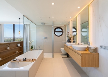 Luxury Sky Villa with Panoramic Sea Views