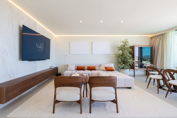 Luxury Garden Villa with Private Terrace
